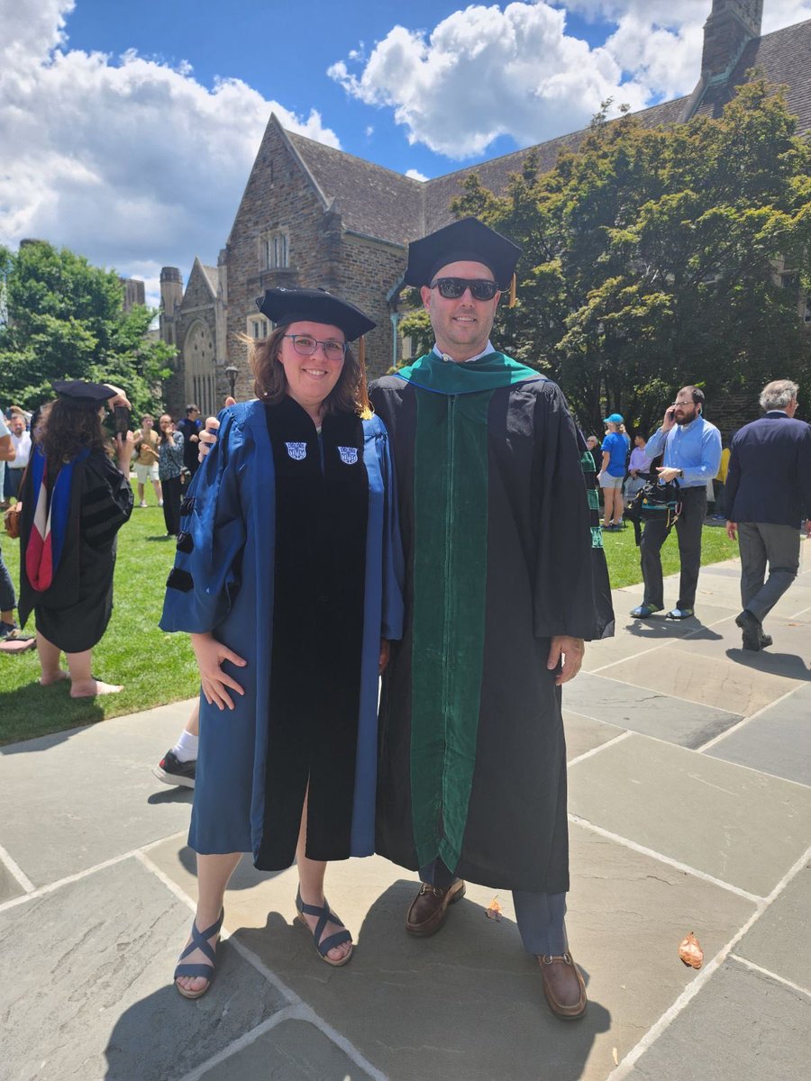 Congratulations to my latest graduate student to graduate: Alexandra Hoyt Miggelbrink, MD, PhD