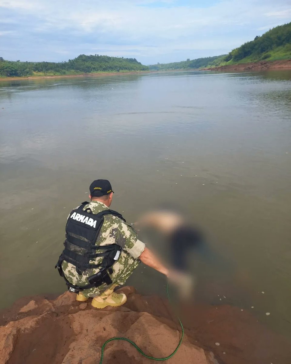 🔴 AHORA - Encontraron el cuerpo sin vida de una mujer en las aguas del río Paraná, zona del Destacamento Naval y Prefectura de Puerto Irala.

🔸 El procedimiento está a cargo de la Armada Paraguaya.

#AM1080 📻