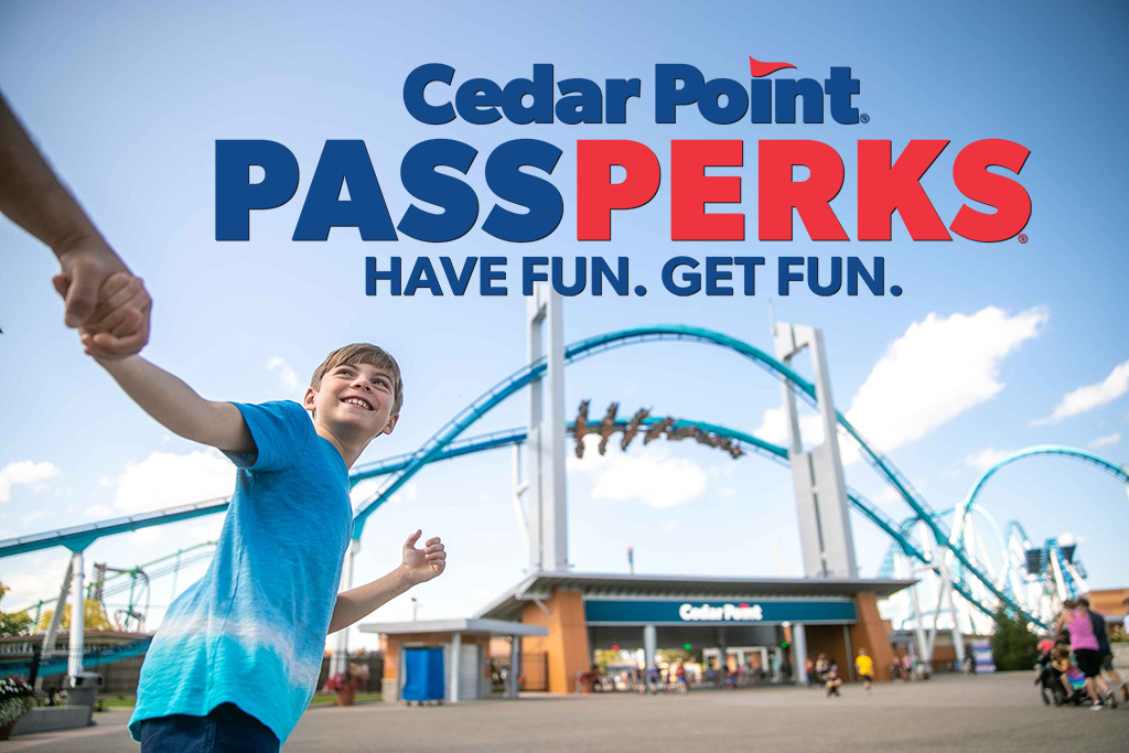 🎉 Get ready to earn Pass Perks rewards! 🤩 In May, you could grab discounts on our famous Fresh-Cut Fries, BOGO souvenir keychains and more. Visit 4x now through 5/20 and earn discounted Bring-A-Friend tickets! See MORE Pass Perks and get details: bit.ly/3V67PXX