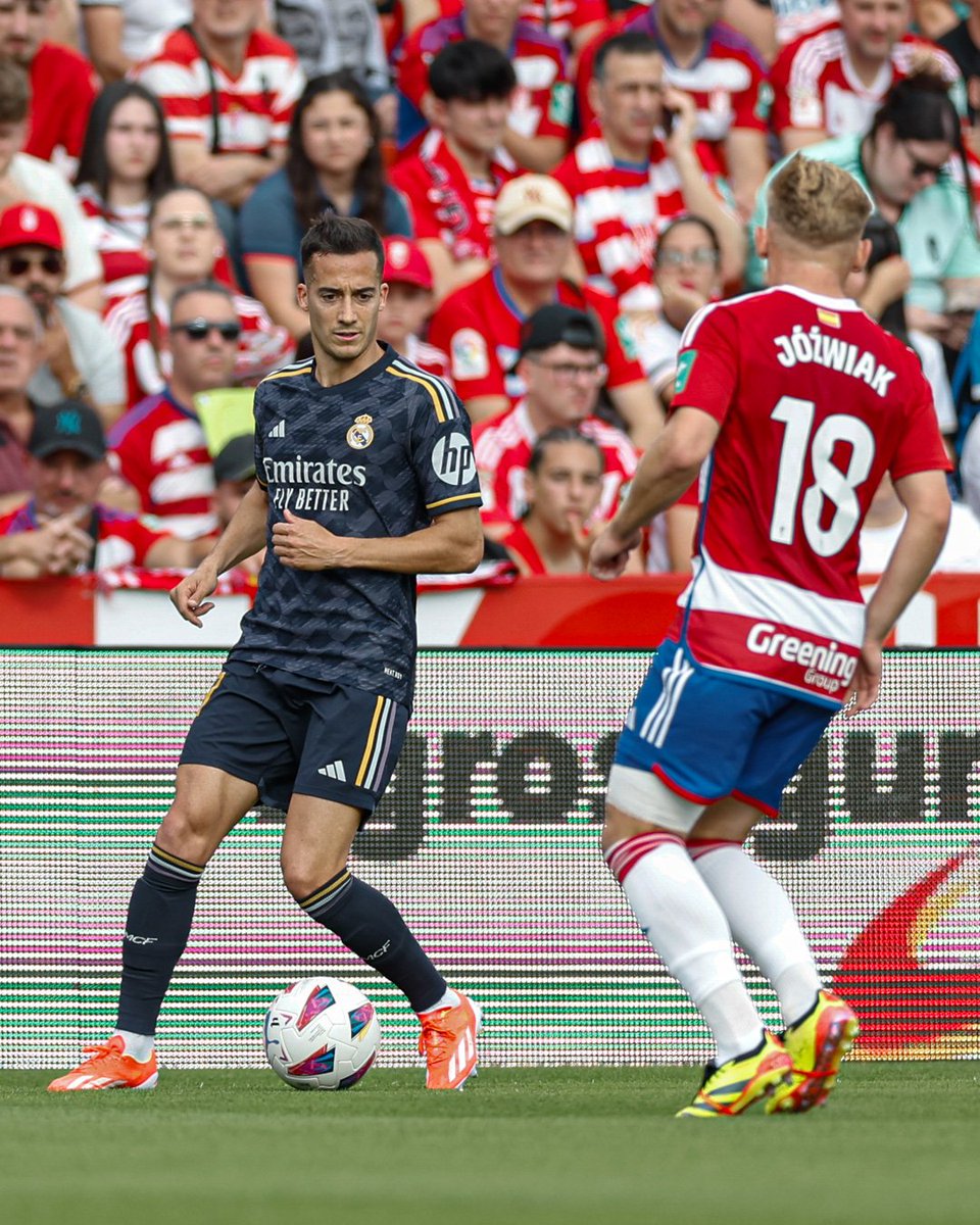 ⏱️ ¡Descanso! ⚽️ 🔴⚪️ @GranadaCF 0 🆚 ⚪️⚪️ Real Madrid 2 ⚽️⬅️ Fran García (38') ⚽️⬅️ Arda Güler (45'+2) #GranadaRealMadrid #LaLigaEASports 📲 670940200 📻 @CanalSurRadio 🌐 csur.red/lXez50RCpsN 📱 App