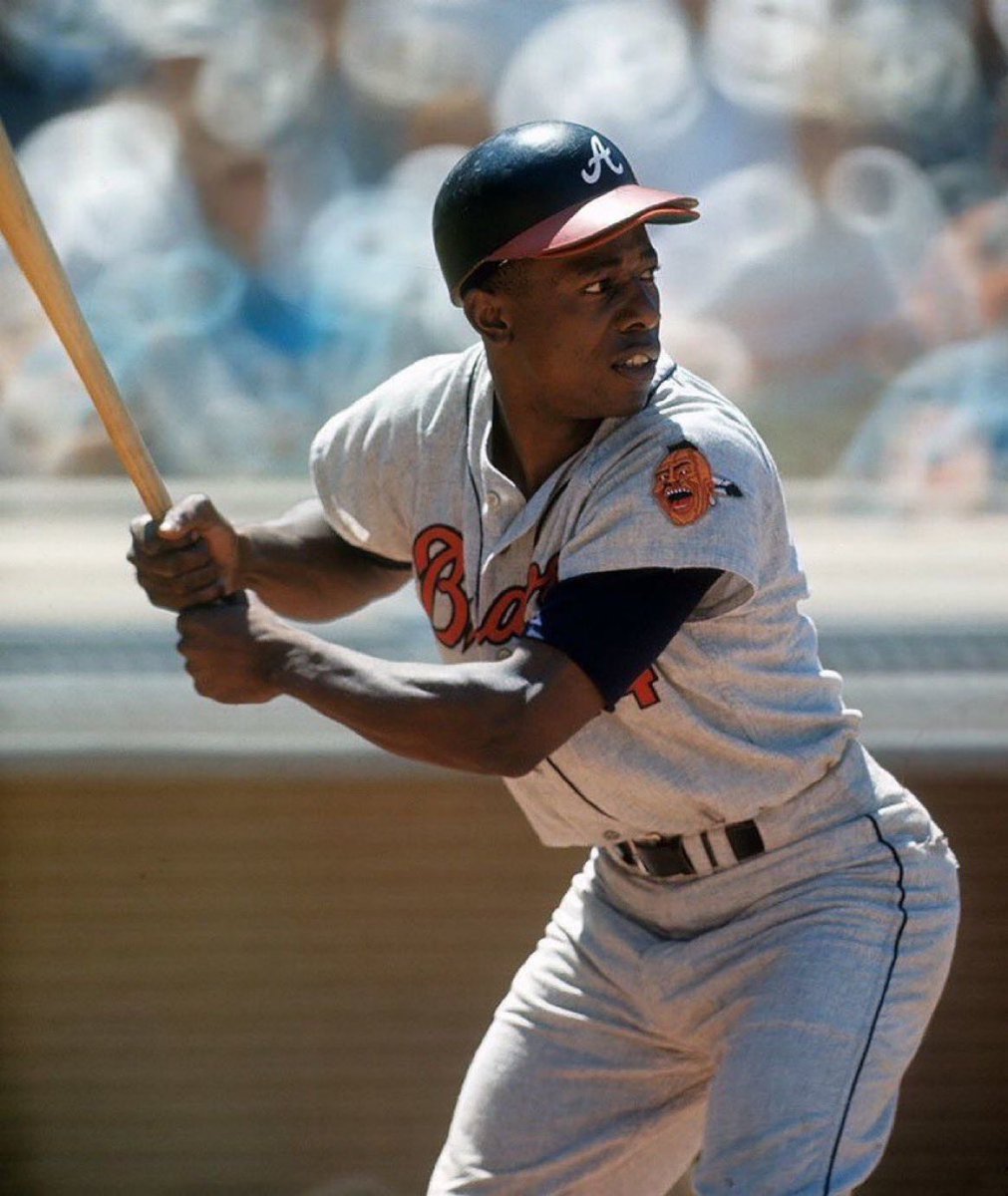 Nine writers didn’t for vote for Hank Aaron to make the Hall of Fame in 1982. I don’t know if any of these assholes are still alive but if any of them happen to see this tweet, fuuuuck you.