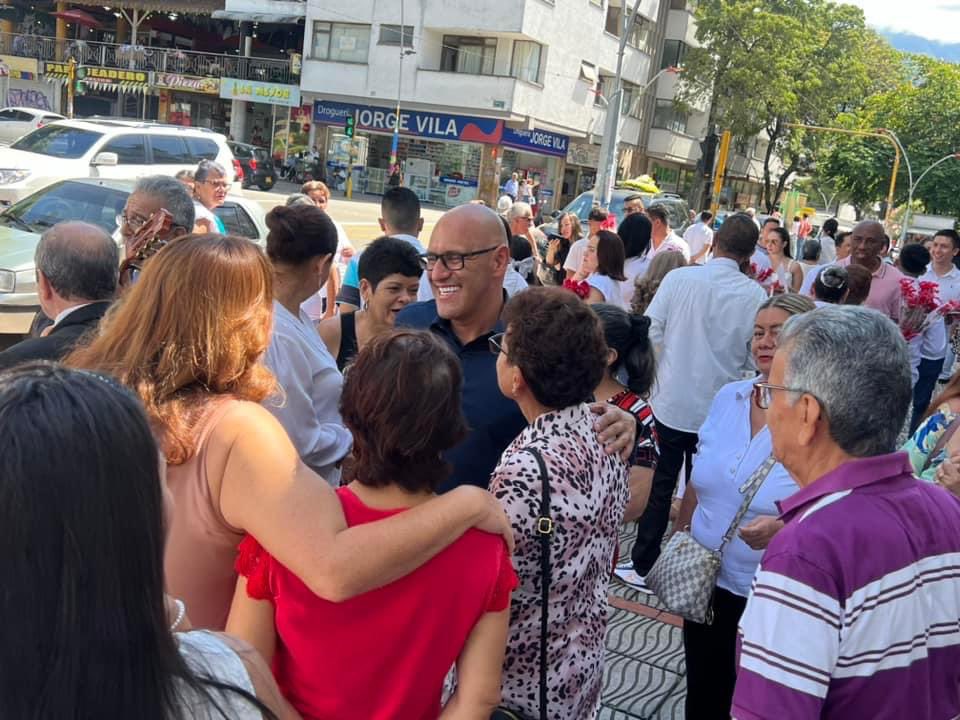 Atendimos la invitación que nos hiciera el diputado Brayan Escandón a la celebración de homenaje a las madres; como muestra de reconocimiento a tan valioso don. #ElRepresentanteParaLaGente #SocialmenteÚtil