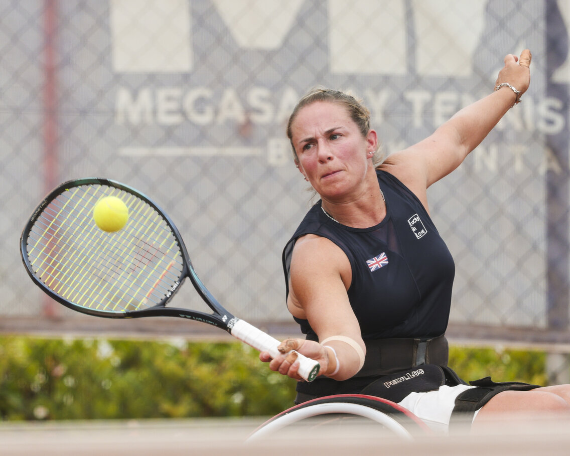 🇬🇧 2-0 🇨🇴 | Ending her 2024 World Team Cup in fine style 👏 @lucy_shuker ensures 5th place for the Lexus GB World Team Cup Women's Team after beating Johana Martinez 6-2, 6-1. #BackTheBrits 🇬🇧 | #wheelchairtennis