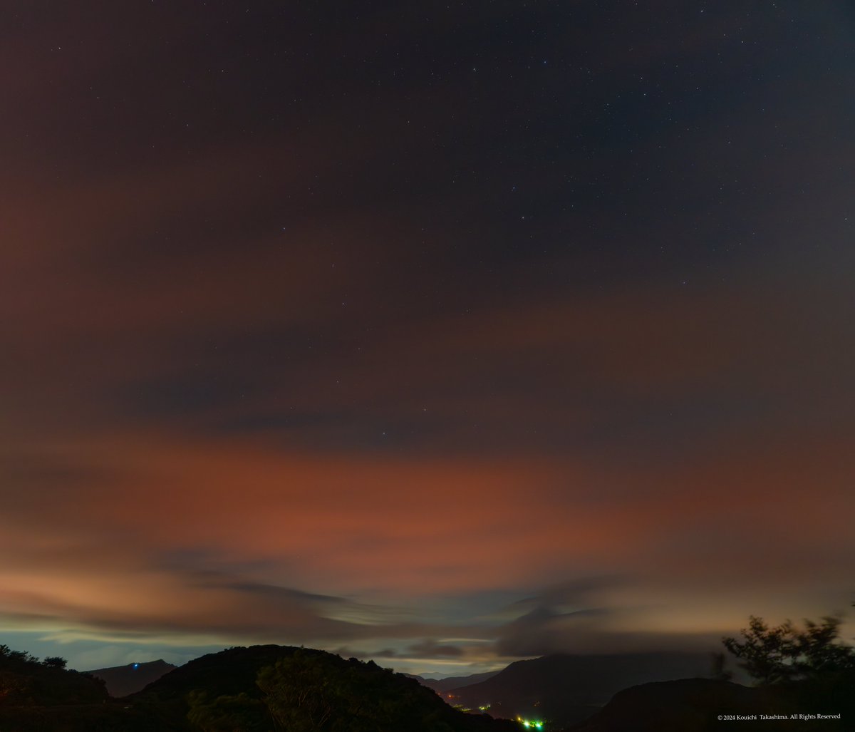 2024/05/12/ 2：00 神奈川県の北の空✨
雲が赤いですね🍀オーロラの影響？🌈
#NaturePhotograhpy  #aurora