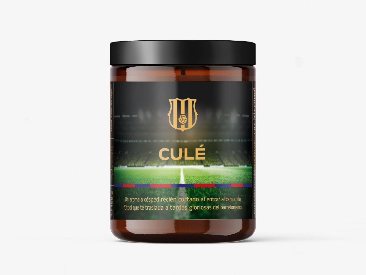 KornerLabs's tweet photo. ⚽️🕯️Os presentamos nuestras nuevas velas aromáticas futboleras junto a @TheNixGlow 

Descubre nuestro aroma a césped recién cortado, con diseños especiales del:
-  Real Betis⚪️🟢
- Sevilla⚪️🔴
- Barcelona🔵🔴
- Real Madrid⚪️🟣
(Próximamente más equipos)

https://t.co/3vEoH2BBg9