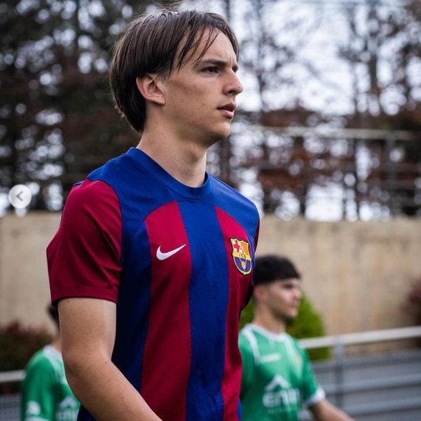 Daniel Ferrer since joining Juvenil B at the end of February.

✅10 Games
⚽️6 Goals
🅰️1 Assist (at least)
⏱️618 Minutes played

G/A every 88 minutes. Dani is having a great impact at the Juvenil B side.