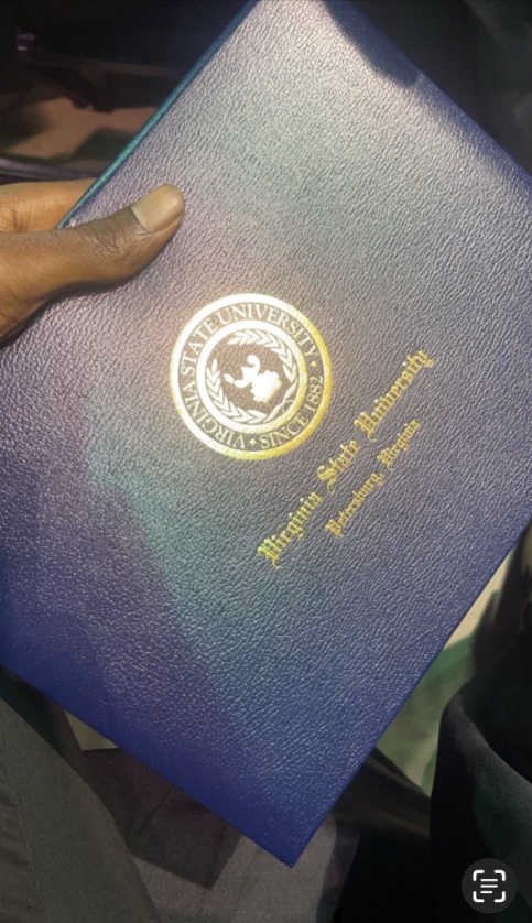 Congratulations to  @Stephanmorris7 
Stephan Morris he has successfully graduated from Virginia State University 
He plans to go on to grad school in the fall, please reach out and congratulate him , well deserved young man