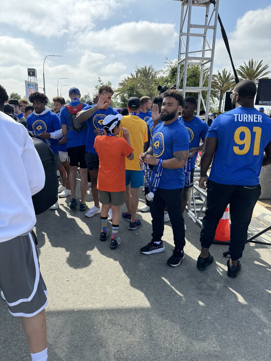 Finally, its great to see our @RamsNFL young leaders @ernestjones53 @TurnerKobie @Kyrenwilliams23 taking the mantle from Walk United host & emcee @AndrewWhitworth and helping lead in the LA community