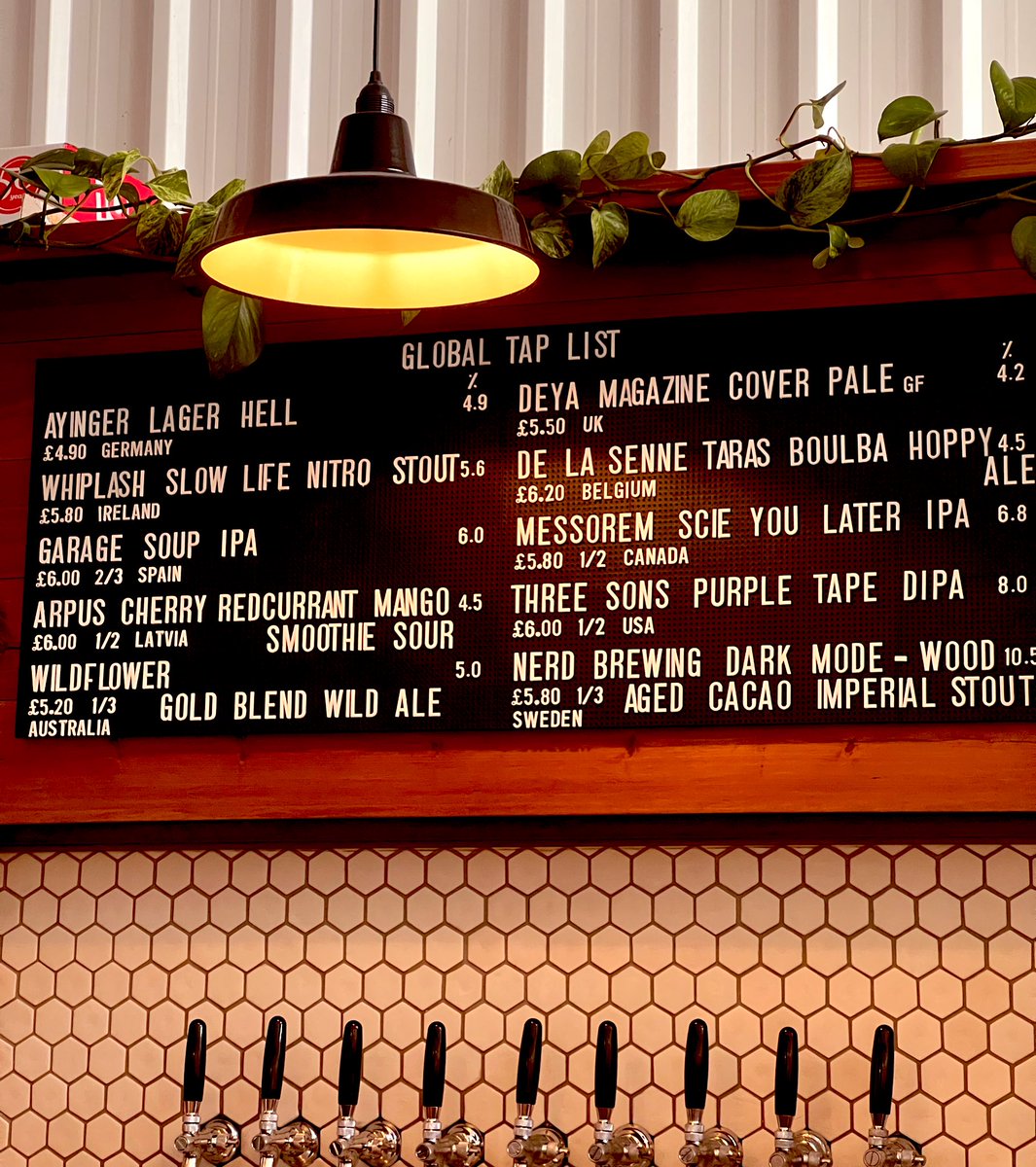 TheAleTrail's tweet image. Travel the beer world on a stool in Gateshead. @axisbeer 2nd birthday beer list-&amp;gt;