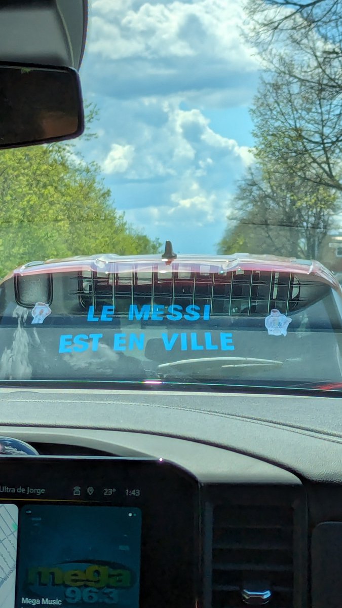 Comment vous dire que Messi est à Montréal sans vous dire qu'il est à Mtl 

Como les decimos que Messi está en Montreal sin decirles ? 

<a href="/AndresCantorGOL/">ANDRES CANTOR</a> <a href="/aagulla_TV/">Andres Agulla</a> <a href="/Nicocantor1/">Nico Cantor</a> #InterMiamiCF