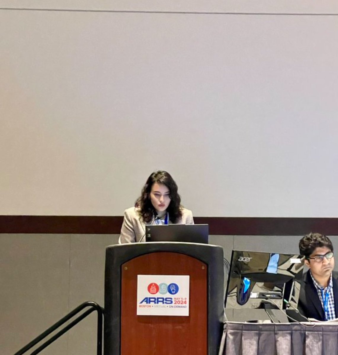 Shouting out to all these wonderful research fellows who presented their excellent work at #ARRS24! 🤩 I was amazed by their work! 💯 @ARRS_Radiology @ManaMSF94 @FYazdanpanah90 @sarab9123 @NiloufarRafiei