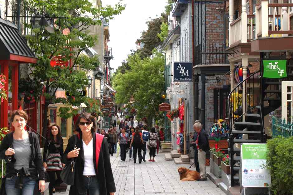 📍Erkunde Québec Citys Kopfsteinpflaster-Gassen und entdecke versteckte Cafés für deine wohlverdiente Auszeit. 🍵☕ travelworldonline.de/things-to-do-i… #SlowTravel #QuébecCity #QuébecGenießen #TravelTip #travelworldonline