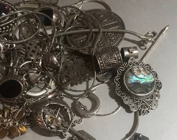 Check out this cool collection of 126g sterling silver jewelry! A ton of gems in here! 💍✨ #SterlingSilver #JewelryCollection #Pendants #Chains #Rings #Fashion #Vintage #Collectibles #GainesvilleThings gainesvillethings.com/product/sterli…