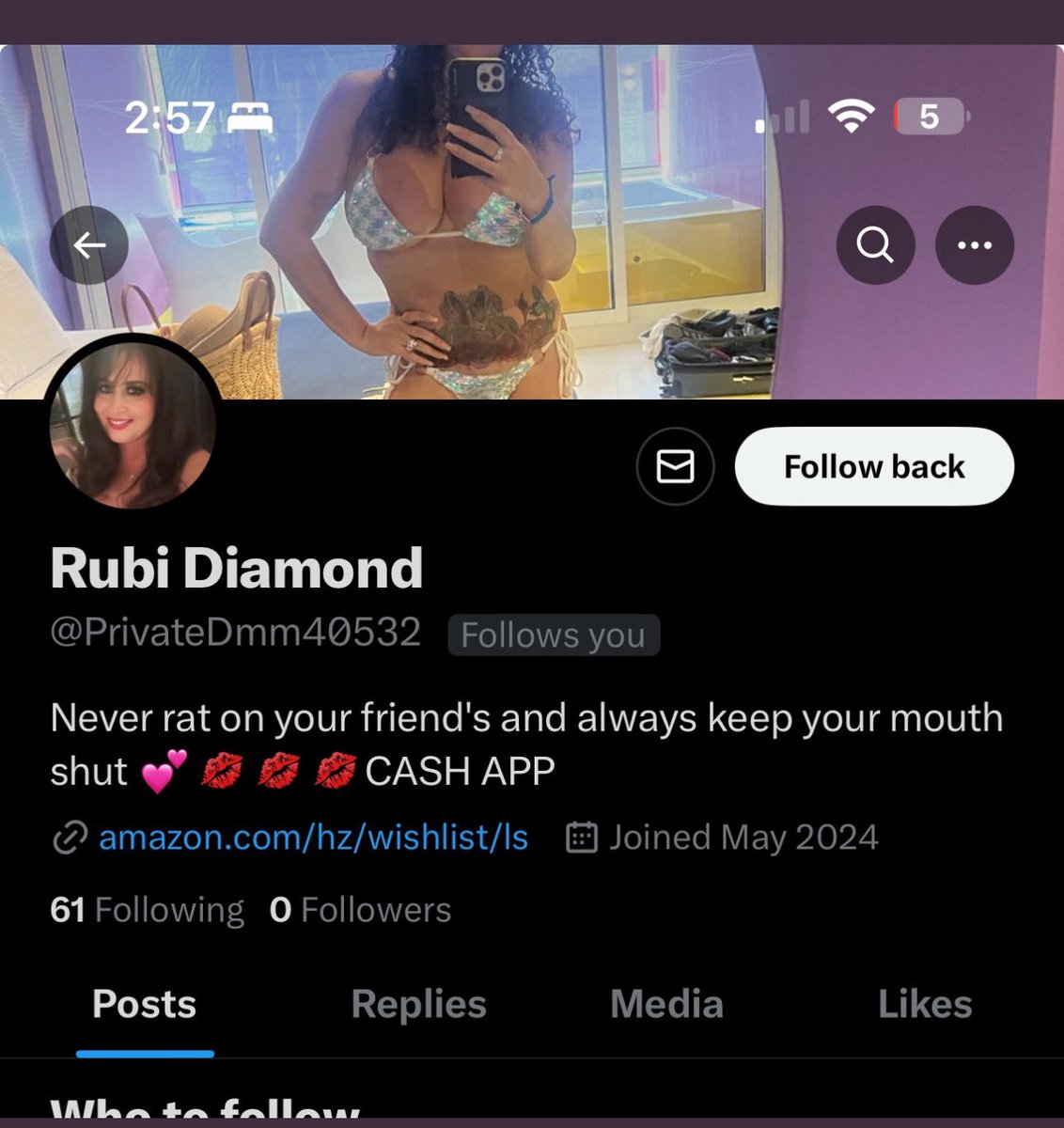 Please block and report @privatedmm40532 this account is a fake. This is my only account . 💋