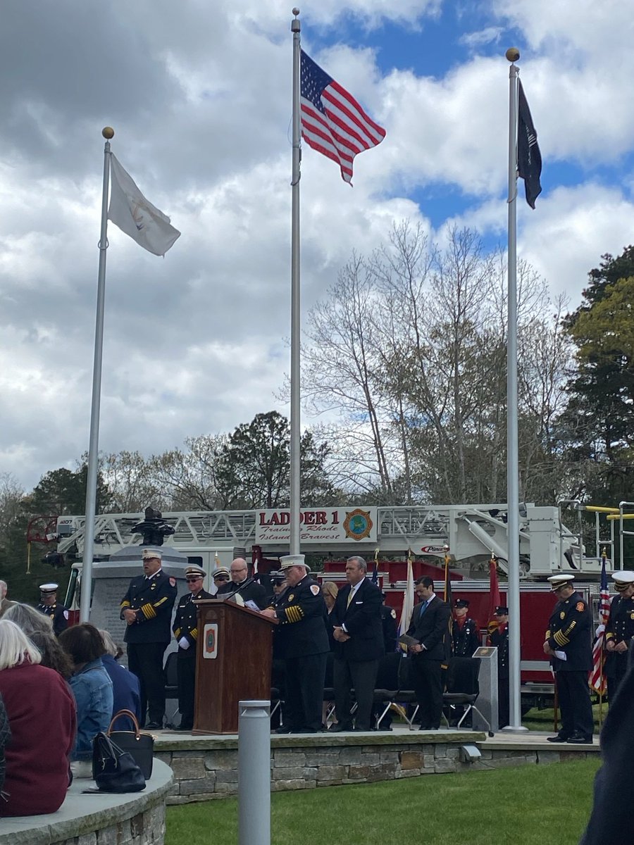 Today, Secretary Amore joined the Rhode Island Association of Fire Chiefs for the annual Celebration of Service at the Rhode Island Firefighters Memorial. Each year, this event is a reminder of the courage, selflessness, and honor of the firefighters who protect Rhode Islanders.