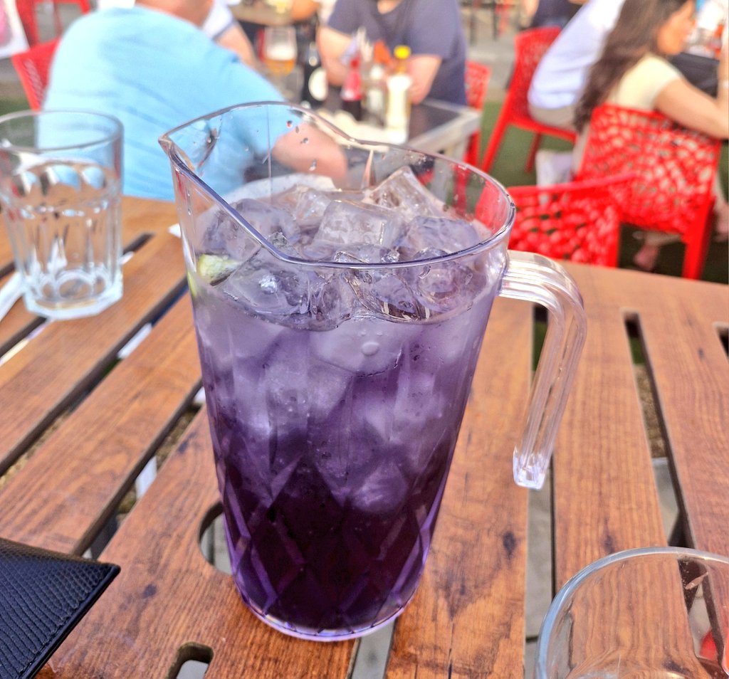Sunshine42_alc's tweet photo. Purple Rain in a jug #happyrds πβ¨οΈ https://t.co/glEfVKX1dq