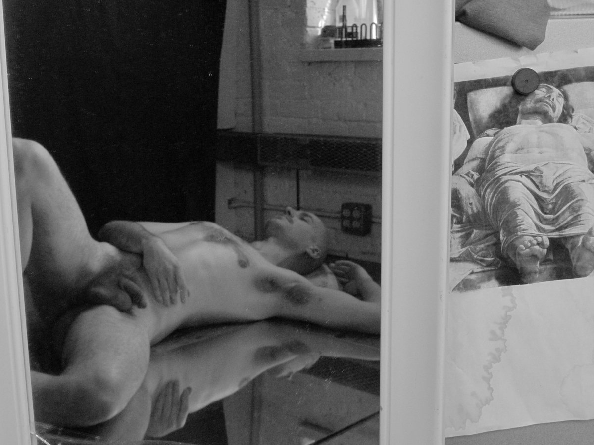 RobertSiegelman's tweet photo. Art imitating life imitating art. #blackandwhite #photography #studio #nudemodel #nudeart #corpsepose @_liamcoxx https://t.co/VmEhR5KopX