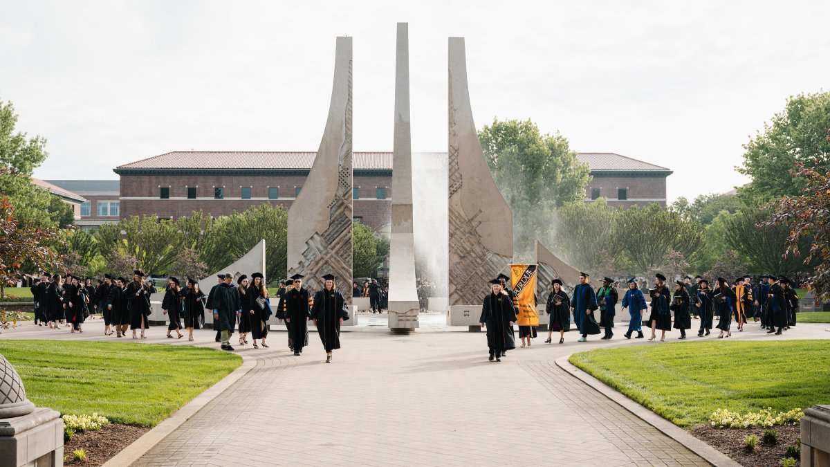 💛 Ever grateful, ever true, 🖤 Thus we raise our song anew 💛 Of the days we’ve spent with you, 🖤 All hail our own Purdue! 🚂 Congratulations, Class of 2024 and #HailPurdue forever! Use #PurdueWeDidIt to share your commencement photos. 📸