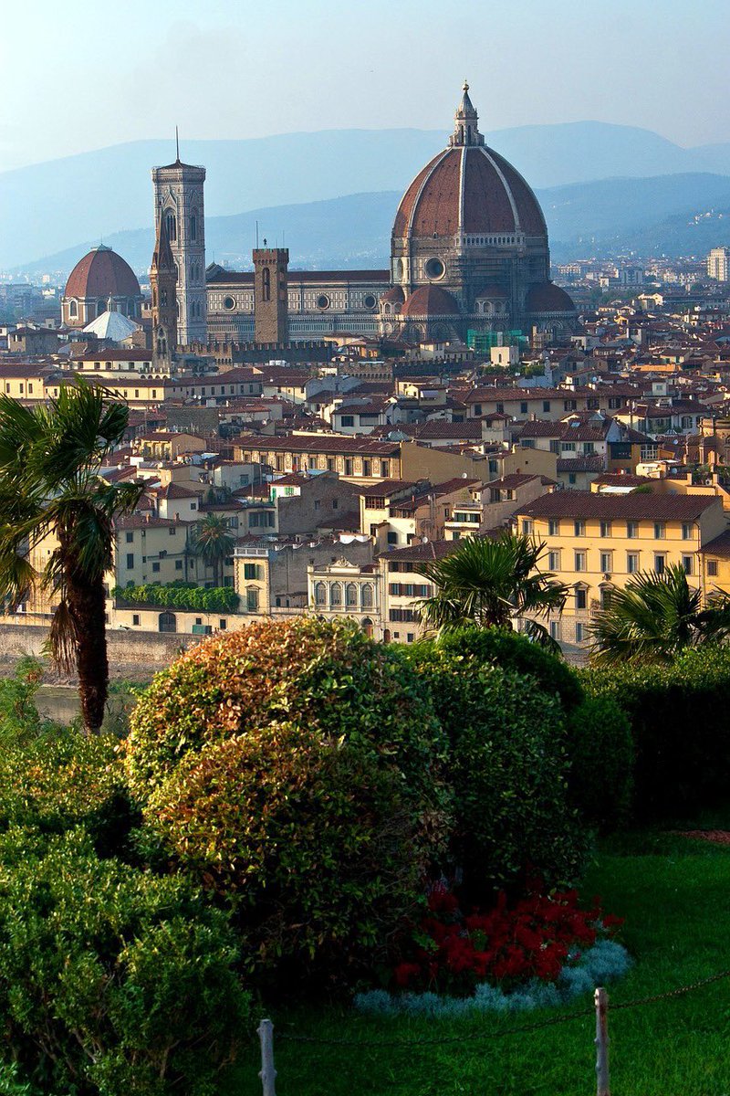 Which city do you find more beautiful,
Venice or Florence?