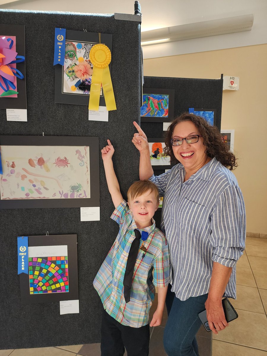 YRomero_ESS's tweet image. Super proud of our Knight Art Winners! Congratulations Knights! #TeamSISD #ItsAnItuarteThing