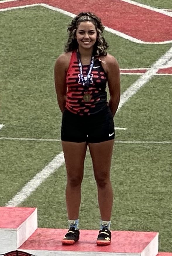 Congratulations to our state champion and dual-sport athlete @McElroy_Onna on her 3rd place finish in the 6A Girls Discus! 💪🏼 #GIS @MHSBroncoSports @McNeeseSoftball