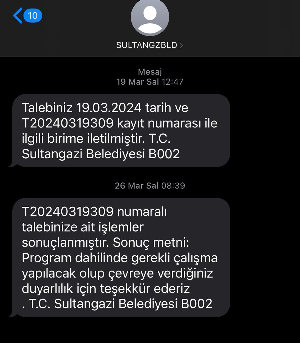 nesliymiss's tweet photo. @sultangazibeled yaklaşık 2 ay önce size bildirmeme rağmen çözümlenmedi. Çöpler yüzünden evimize sinekler giriyor. Ne zamana kadar bu şekilde devam edecek ? https://t.co/i3SmjbPqlu