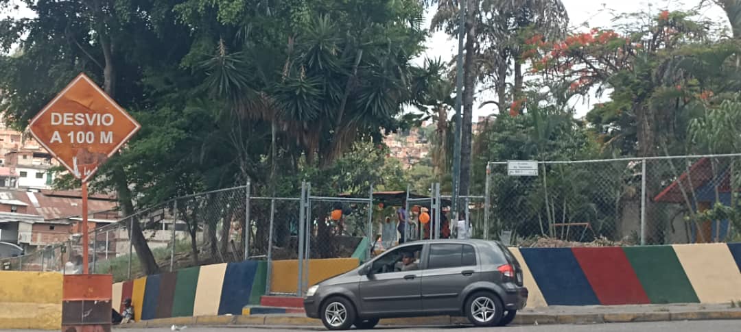 Asociación de Vecinos El Llanito tweet media