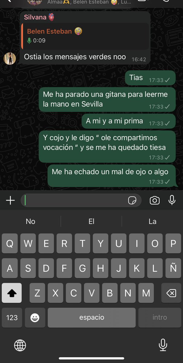 ryaannsl's tweet photo. Sevillanos , decidme que esto no es común ahí JAJAJA https://t.co/yLsNNngBz1