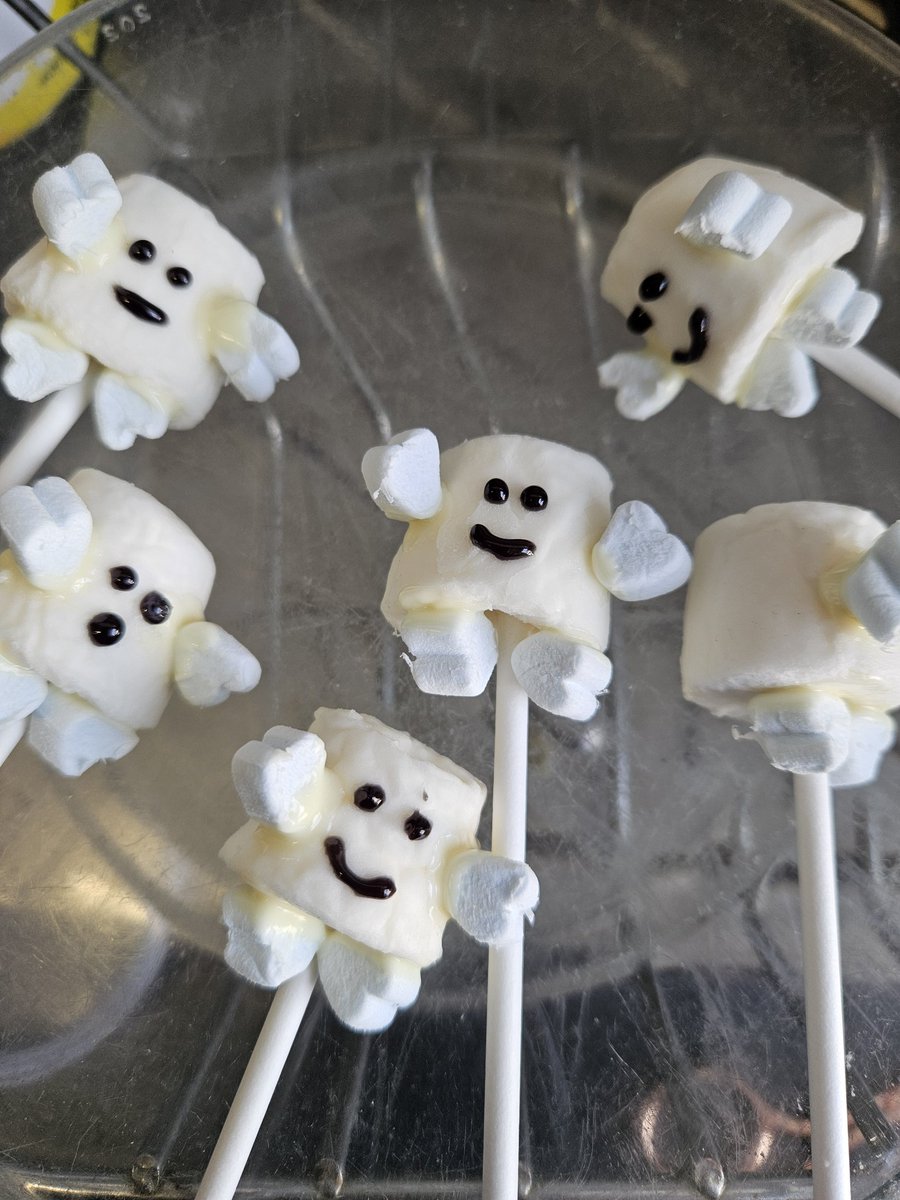 Anne Mainwaring tweet media