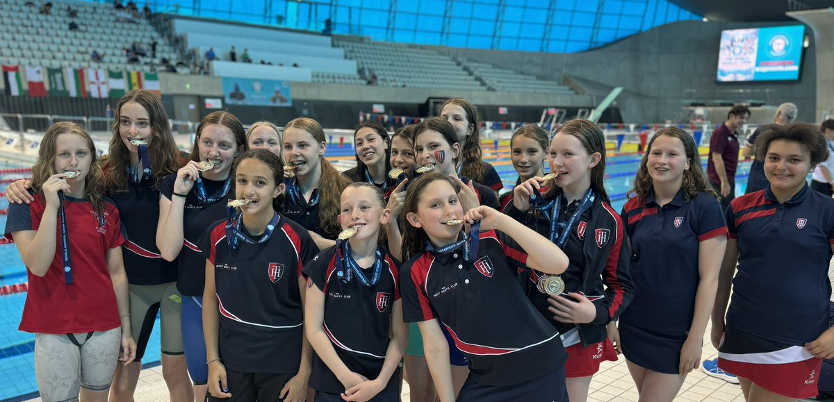 What a fun and successful day 1 at <a href="/WSGEvents/">World School Games Event Series</a> brilliant team work, focus on finding the ‘better’ from heats to finals and impressively earning 16 WORLD Medals - 8 x🥇🥇🥇🥇🥇🥇🥇🥇, 5 x 🥈🥈🥈🥈🥈&amp; 3 🥉🥉🥉WELL DONE TEAM #THSchSwim <a href="/TalbotHeathSch/">Talbot Heath School</a>
