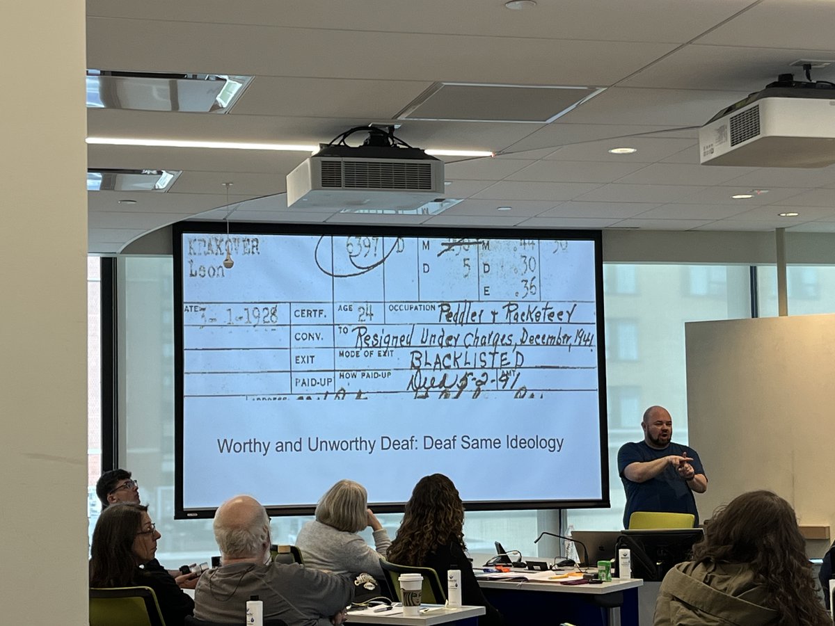 RacheGabriel's tweet photo. #CripLinguistics went to school this morning at #signfest
with Gallaudent's @DeafKilljoy's presentation in honor of @jmhenner
incredible to be here to engage with these transformative ideas after reading about it!
@JDSDE1 @GallaudetU
https://t.co/O8NLaWeWX7 https://t.co/GhvU7cMMPa