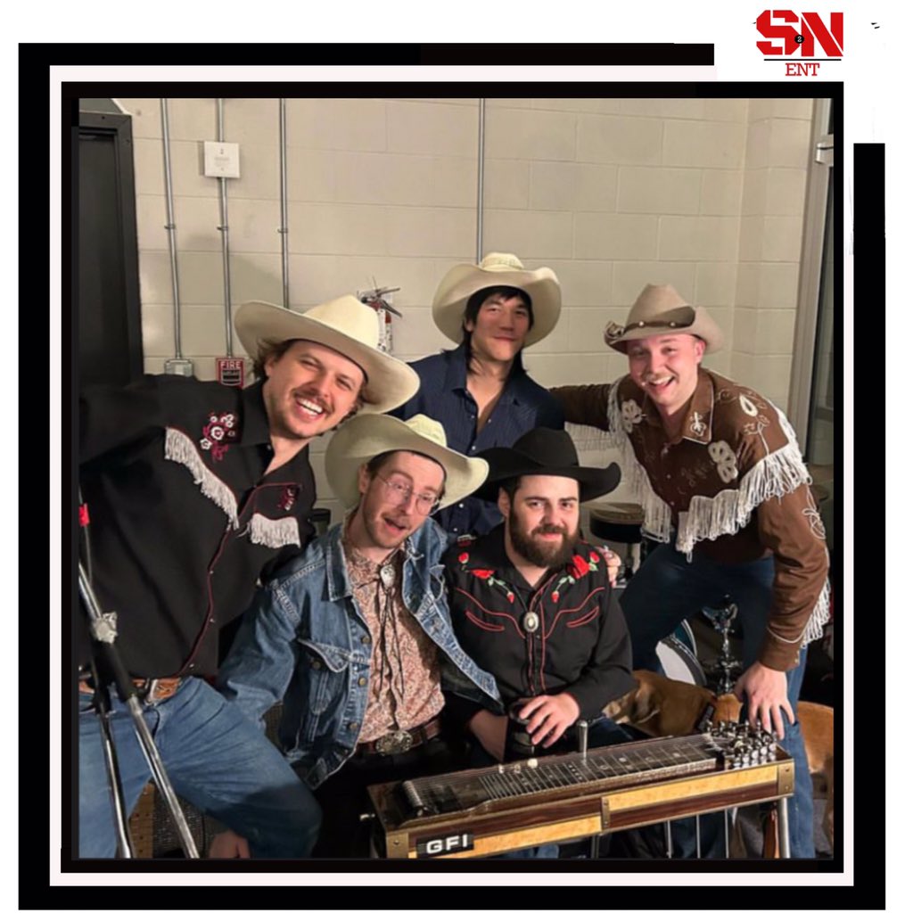 The @theunbrandedband has a unique sound of classic country roots, rock and roll and blues that you all need to discover if at all you haven’t….

Check them out on ur favorite platforms!!

#bandmusic #musiccanada #canadianartists