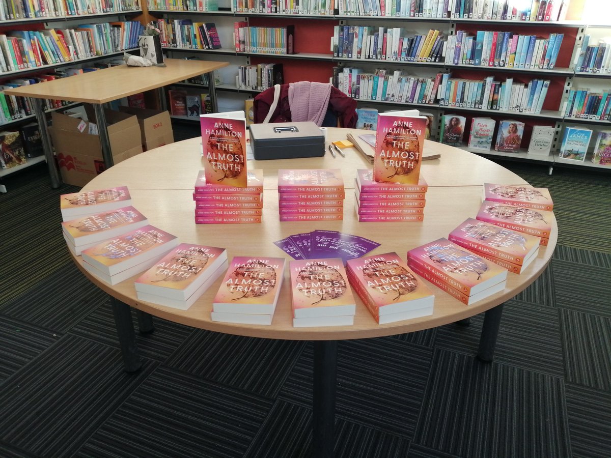 If you haven't had enough...here's a little blog summary of the evening The Almost Truth was launched at Oxgangs Library @TalesOfOneCity with @OlgaWojtas @griffin399 @sbennetthaber & Sandra Oliveira writerightediting.co.uk/blog/launching…