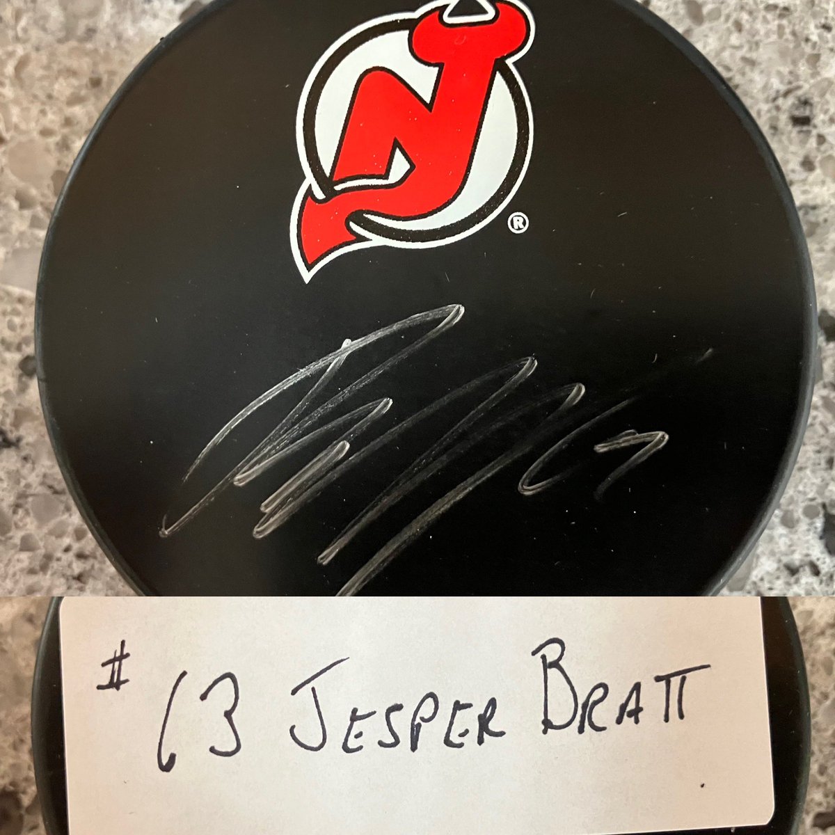 A DEVILISHLY great raffle prize donation has been made by The @NJDevils to The 2024 @BKMemorialCup! Thank you to The Garden State Skaters for sending this Jesper Bratt autographed puck! Please help us reach our $12K goal: act.alz.org/goto/BrooklynM… #KoutAlz #ENDALZ #NJDevils