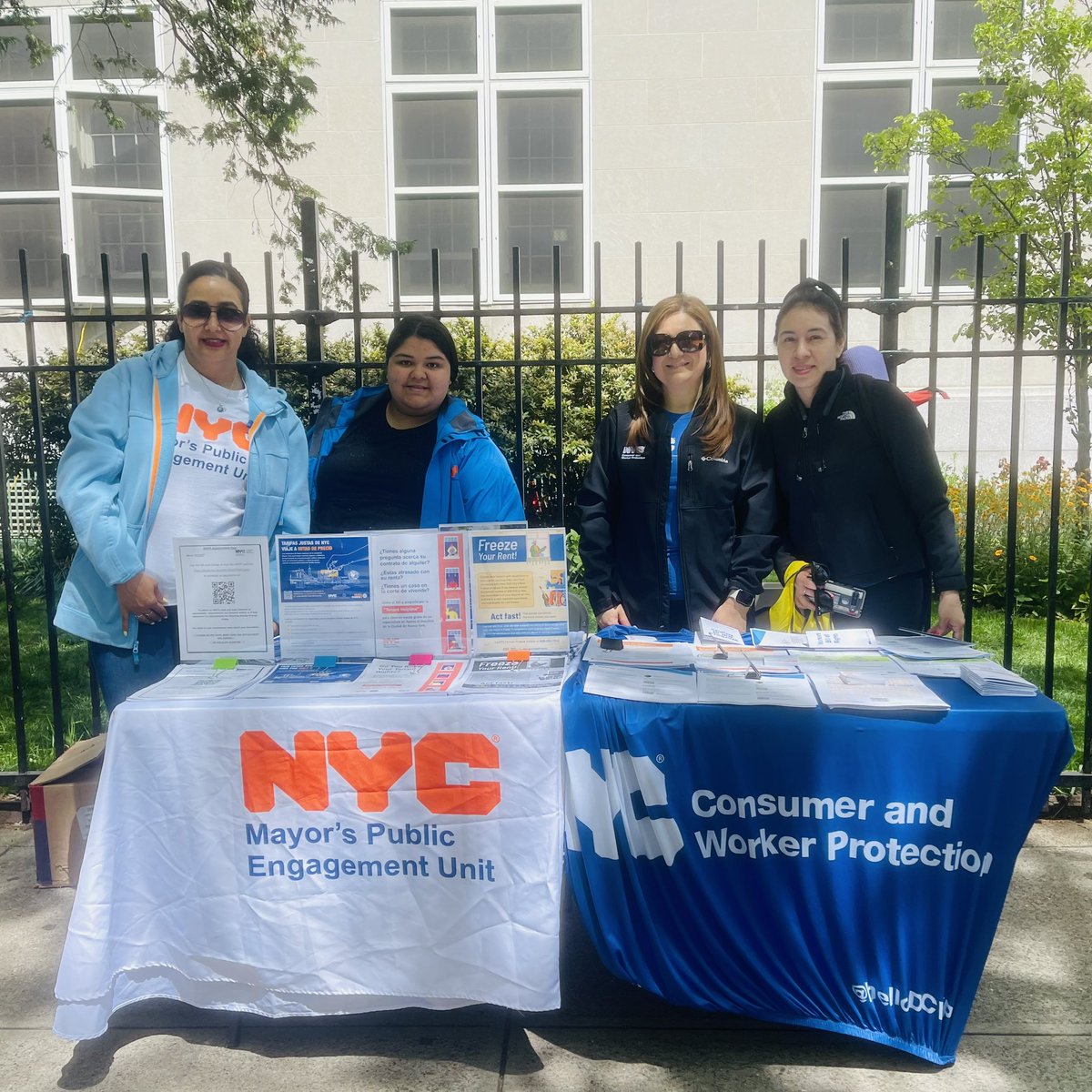 Thank you @QCHnyc for hosting today’s wonderful Community Health Fair! We connected New Yorkers to FREE City programs to help boost their financial health. Learn about #FairFares & #RentFreeze at nyc.gov/peu Book appt to #TalkMoney at nyc.gov/TalkMoney