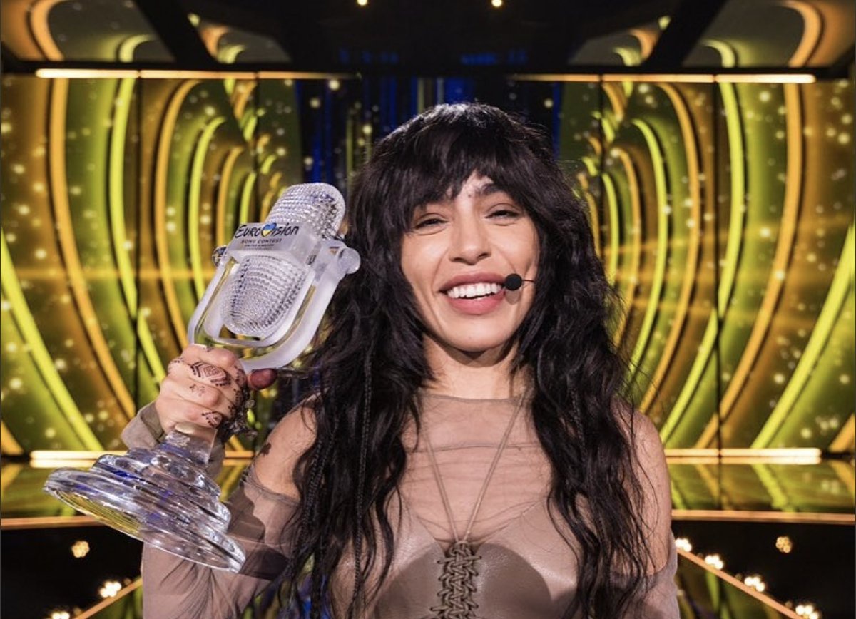 Geçtiğimiz yılın Eurovision şampiyonu Loreen, bu gece İsrailli yarışmacının kazanması halinde ödülü takdim etmeyeceğini açıkladı.