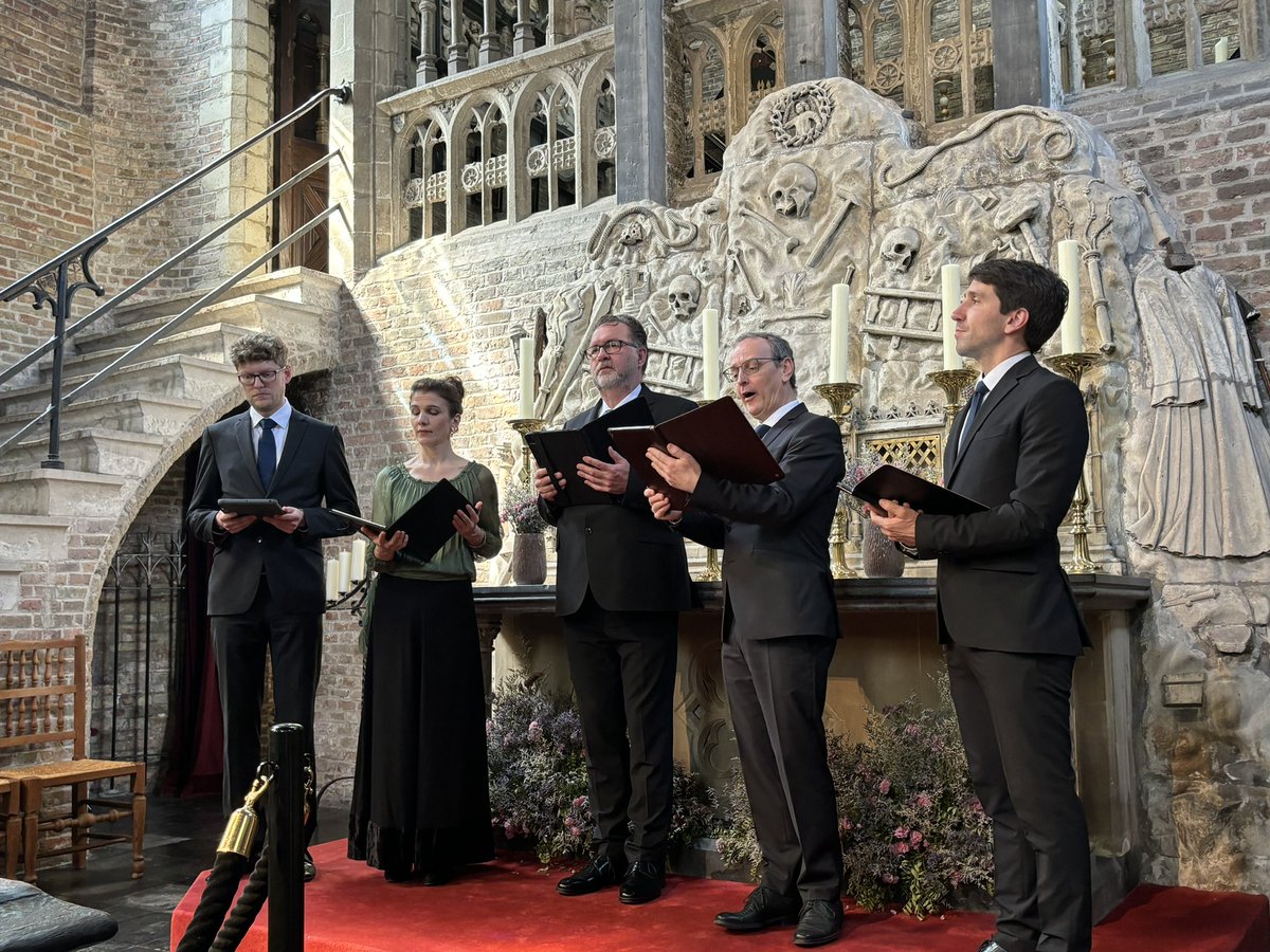 Vervolg festival Gold van @Concertgebouwbr Into the Winds in de Salons van het stadhuis met o.a. Ach Vlaendere vrie, Utopia in de Jeruzalemkapel , een eerbetoon aan humanist Anselm Adornes en tot slot in de Kapel van het Engels klooster het verhaal van wereldreiziger Al-Idrisi.