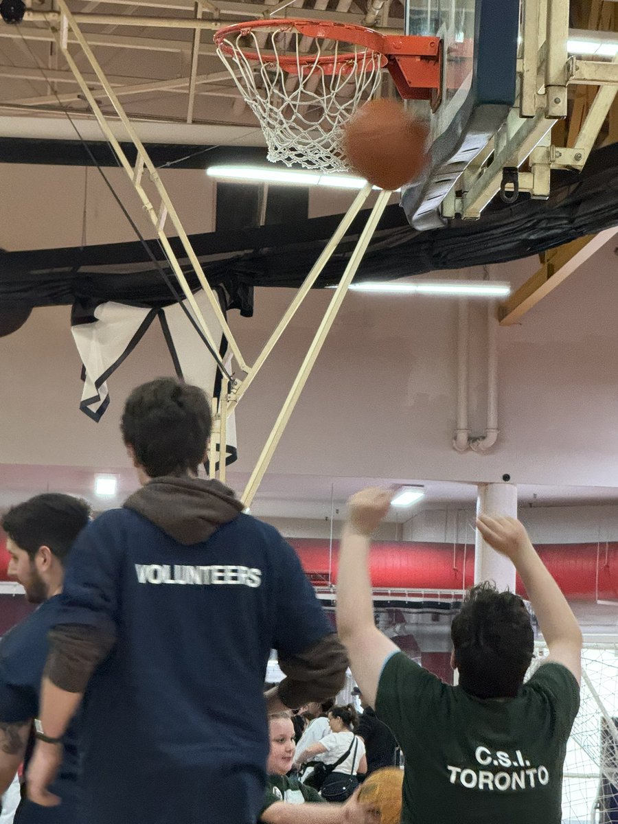 Megsrait28's tweet photo. Thank you @Variety_Ontario and @TPSOperations @TPSAuxiliary  for the great time at the 40th Toronto Police Children’s Games!! Daniel and Haven had a great time on the CSI team https://t.co/XqaGpBLprm