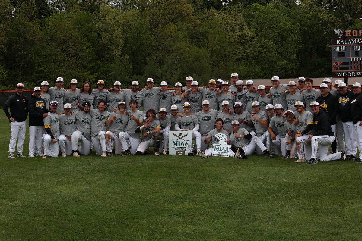 The @AdrianBaseball team repeats as MIAA Tournament Champions after defeating Hope College, 8-3! RECAP--tinyurl.com/2s3fkzn8 #d3baseball #GDTBAB