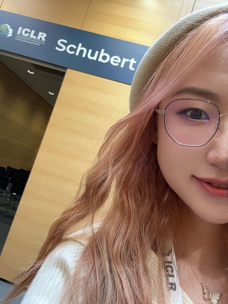 niclane7's tweet image. Last day of @iclr_conf, but still time to catch the 3️⃣ workshop papers from @CaMLSys! 

📕Enhancing Data Quality in Federated Fine-tuning of LLMs; lead author: Wanru Zhao (@Renee42581826). openreview.net/pdf?id=aHD3WJ7… -- #DPFM workshop: sites.google.com/view/dpfm-iclr…

📕Attacks on 3rd party…