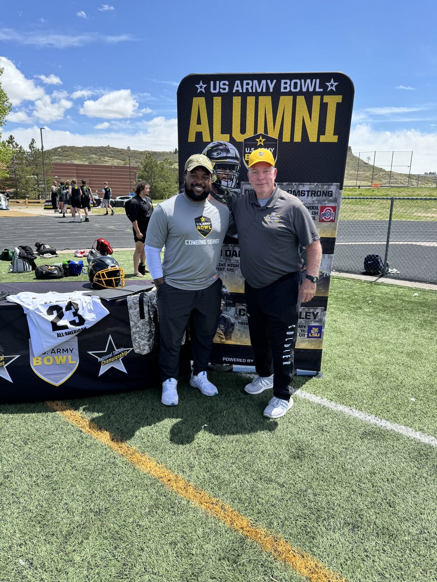 It was an absolute honor to help at the @USArmyBowl combine this morning. I was blessed to have someone refer me and I’m grateful. Colorado has a lot of talent and they showed it today. Thank you guys for the opportunity! #USArmyBowl #ColoradoFootball #Denver