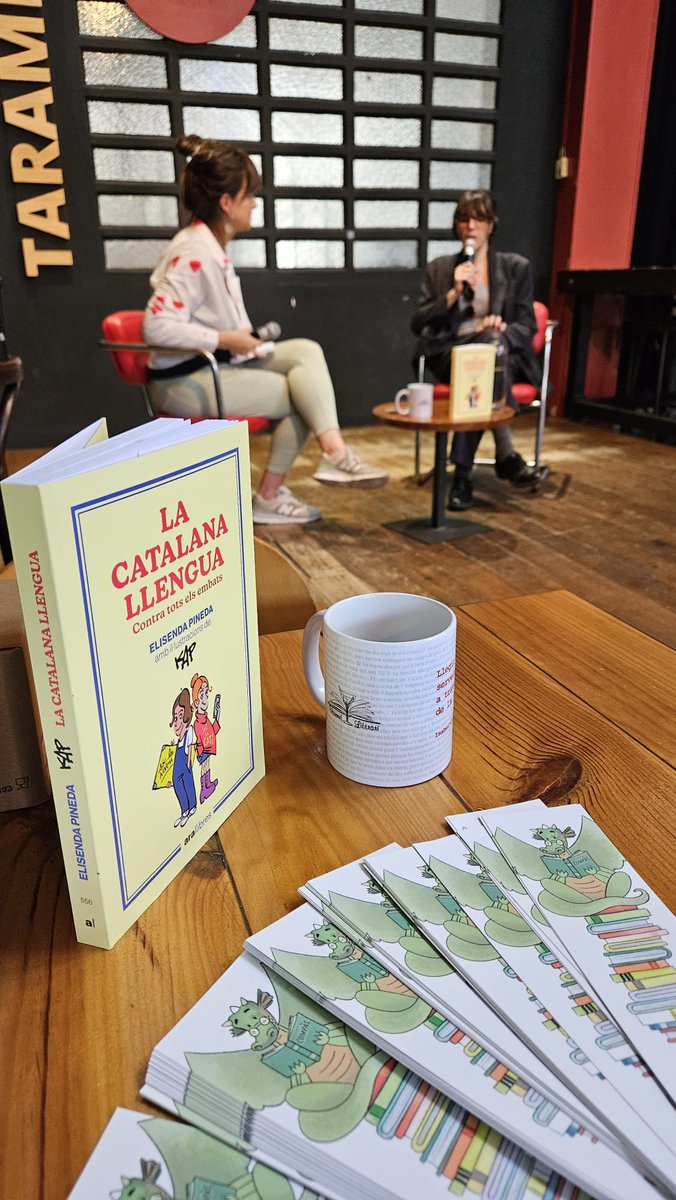 Gran presentació la d'avui a càrrec de l'estupenda <a href="/ClaraMarCla/">Clara M. Clavell</a> al <a href="/eltarambana/">Tarambana</a> de Cardedeu. ❤️