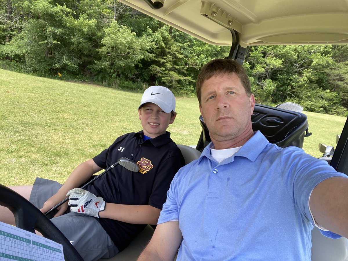 This kid is having a much better day on the course that dad is having!  #TeamCrew #InglePartyOfSix