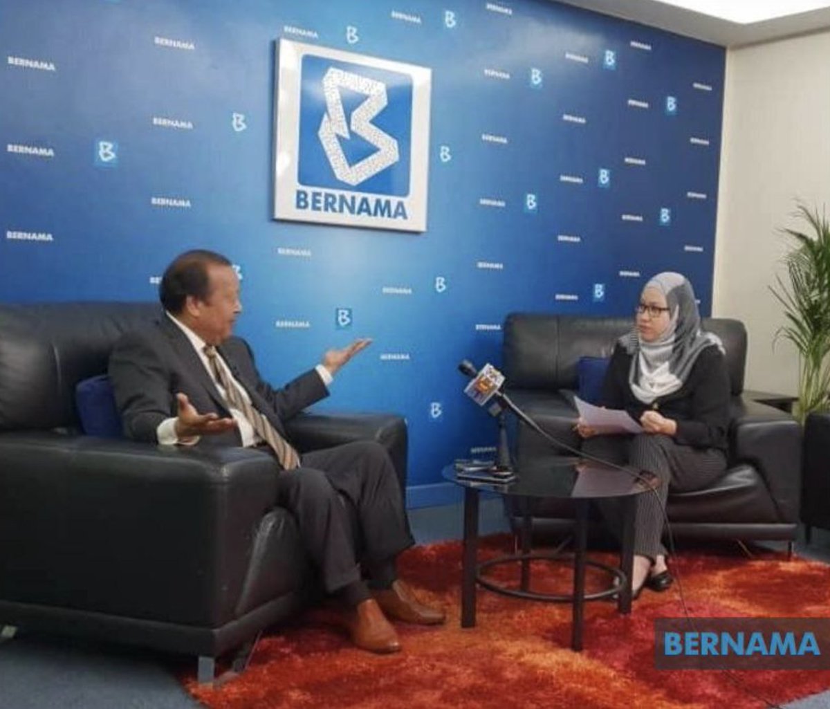 The popular TV series 'Words of Peace' featuring excerpts of Prem Rawat's talks and interviews, returns this Sunday at 8:30 PM to Kuala Lumpur's Bernama TV channel! Learn more:zurl.co/D7LY 

#PremRawat #WordsOfPeaceTVSeries #TPRF