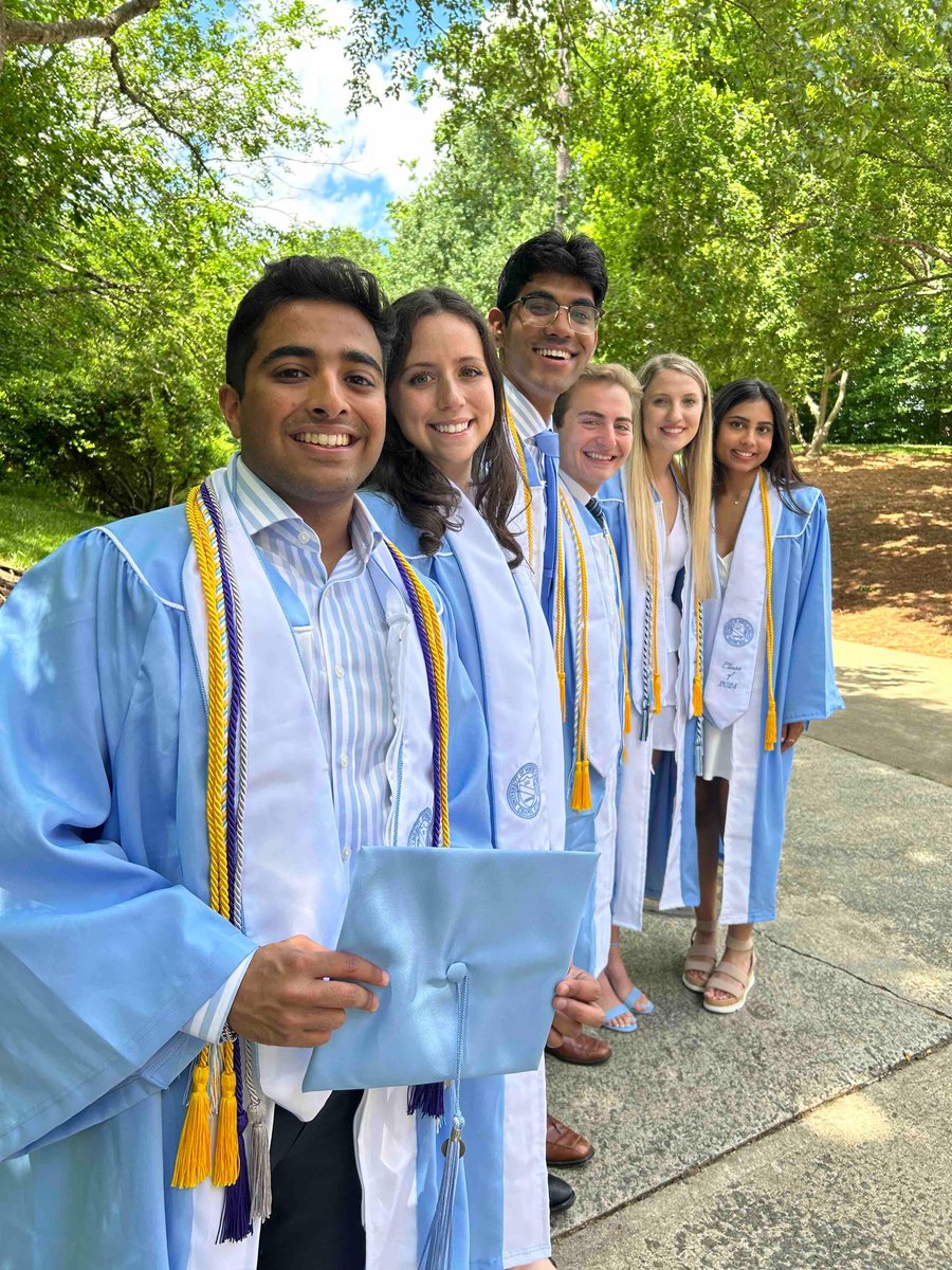 UNCpublichealth's tweet photo. It’s a great day to graduate! 🩵 Can’t wait to see these Gillings grads turn their tassels. 🎉🎓  #commencement2024 #Wereonit https://t.co/OTuduHxDfp