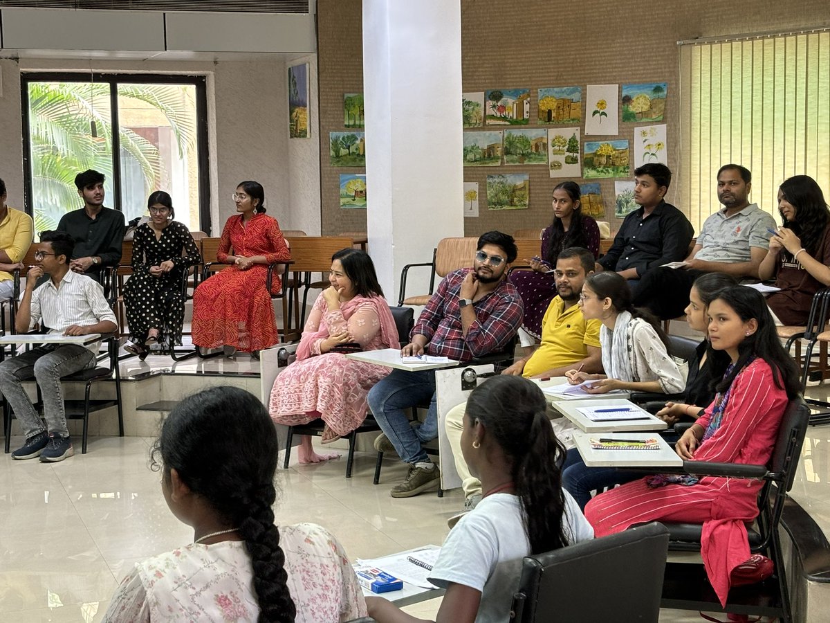 @Anil5 @EPCO18 @UNICEFIndia One more workshop concludes as Eco Boot Camp reaching to its point of culmination. Thanks @@UNICEFIndia and @shefaligemini for facilitating this fascinating workshop as participants learn art of story writing & story telling and also undergo a process of personality development.