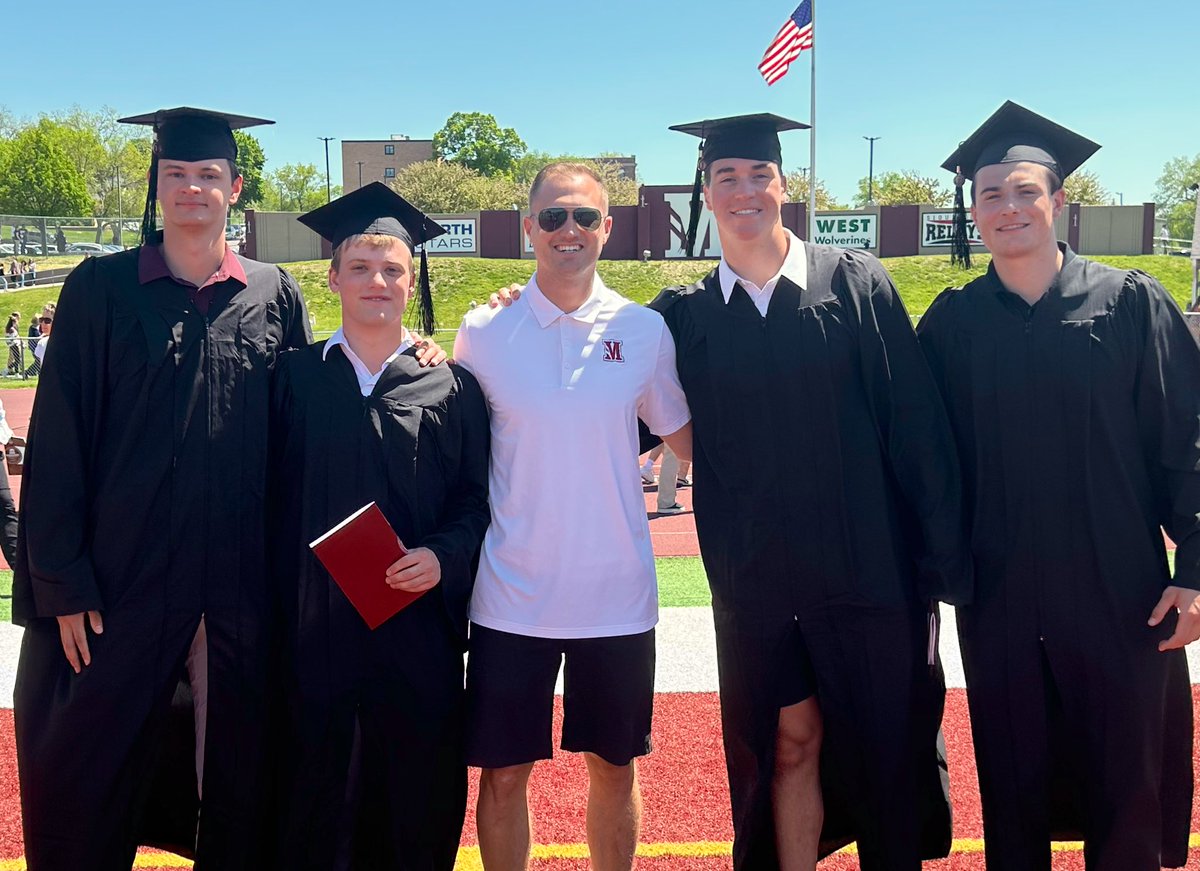 Congratulations to @olsonzach9 @JacksonDotzler @elydoble and @treyknudsen on their graduation today! Thank you for all you did for this program #ALLIN