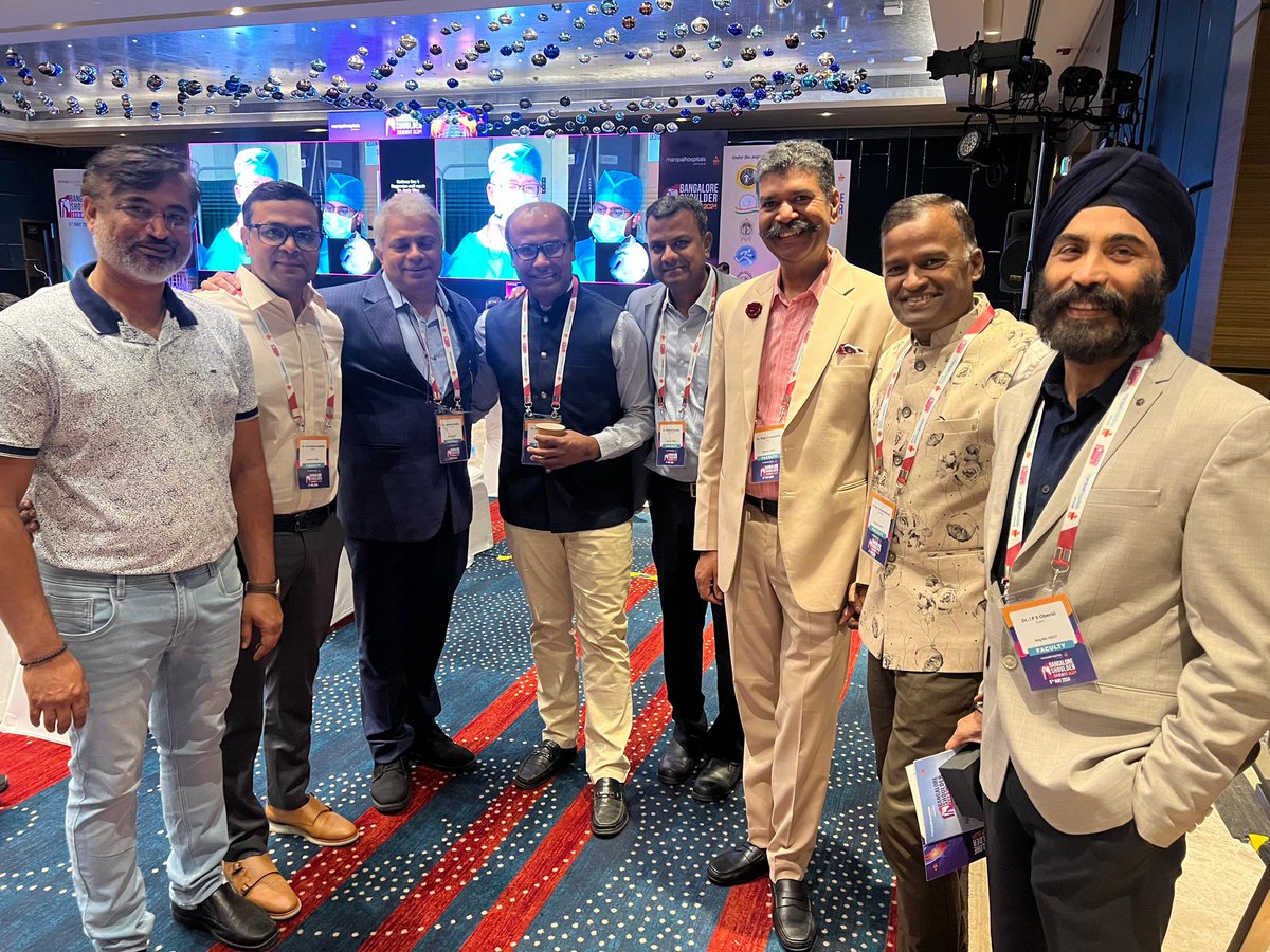 _RamChidambaram's tweet image. ‘Avoiding Disasters: Approach to Complications in RSA' at the Bangalore shoulder summit. Happy to have shared my experience and laid emphasis upon the need for meticulous attention in RSA for achieving long lasting success. Thanks Ayyappan for the kind invitation.