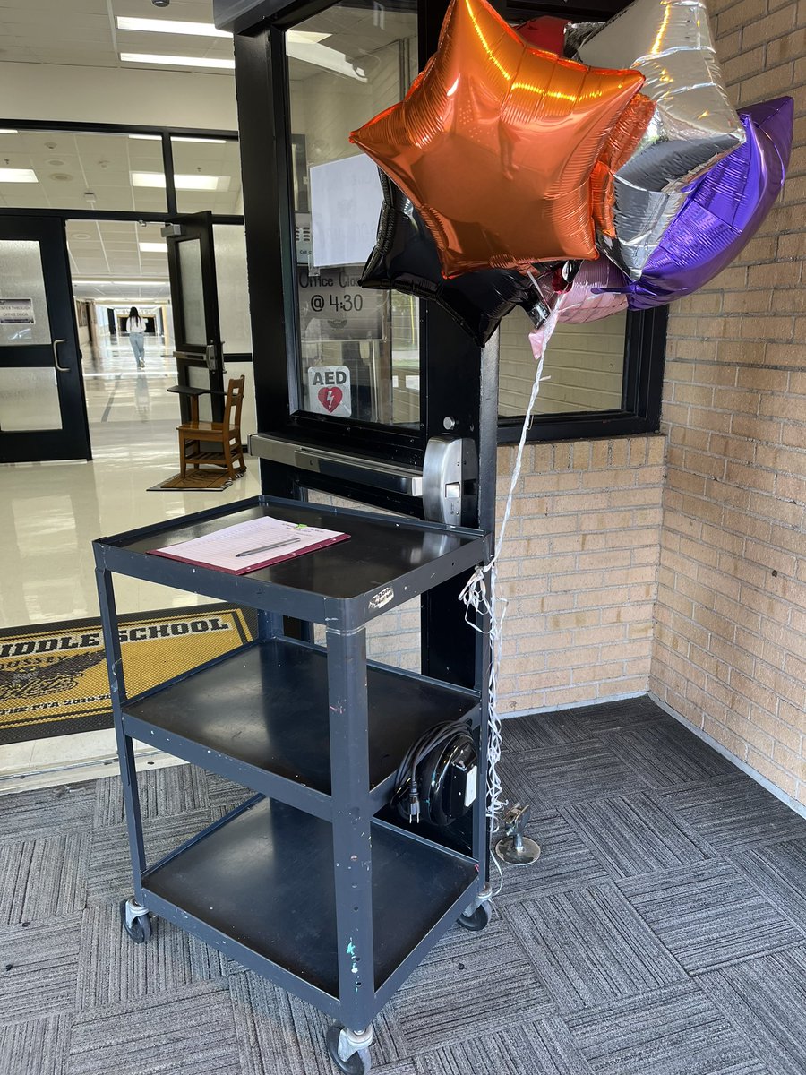 ceciliamewa's tweet image. Last boot camp for my AP Spanish Language and Culture Students @Bussey_Owlets @BusseyAVID thanks to Janet Woods @SachseHS2024 for your support #PassingTheTest