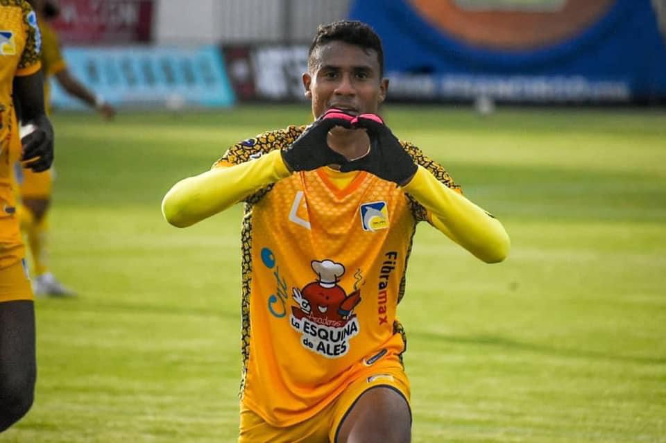 AguanteCetaceo's tweet photo. ¡Felicidades Jostin!

Hoy está de cumpleaños nuestro canterano Jostin Alman, de parte de toda la comunidad cetácea le deseamos un bendecido día y éxitos para este 2024💙💛
#ElOrgulloDeManabi 
#Delfin #Manta https://t.co/3i5deNb1Cx